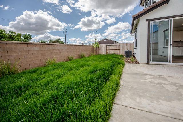 8512 Cottonseed Way, Elk Grove, CA 95624