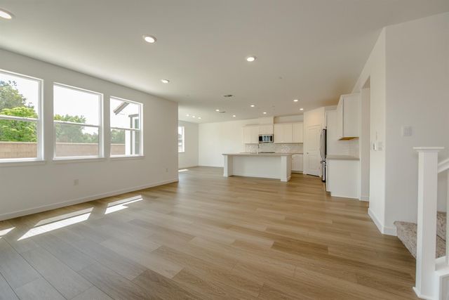 8512 Cottonseed Way, Elk Grove, CA 95624