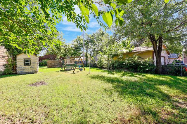 622 N Gordon St, Wichita, KS 67203