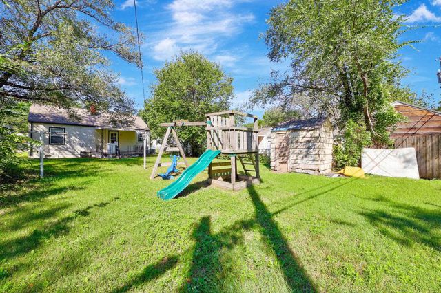 622 N Gordon St, Wichita, KS 67203