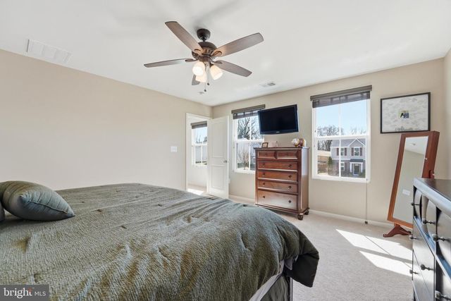 5026 GODWINS LANDING DR, Remington, VA 22734