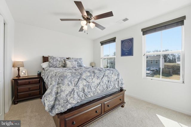 5026 GODWINS LANDING DR, Remington, VA 22734