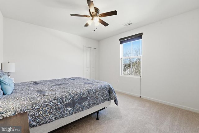 5026 GODWINS LANDING DR, Remington, VA 22734