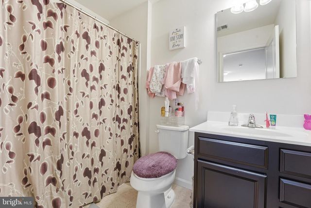 5026 GODWINS LANDING DR, Remington, VA 22734