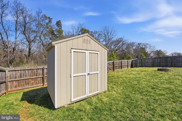 5026 GODWINS LANDING DR, Remington, VA 22734