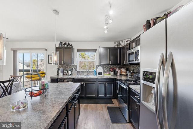 5026 GODWINS LANDING DR, Remington, VA 22734