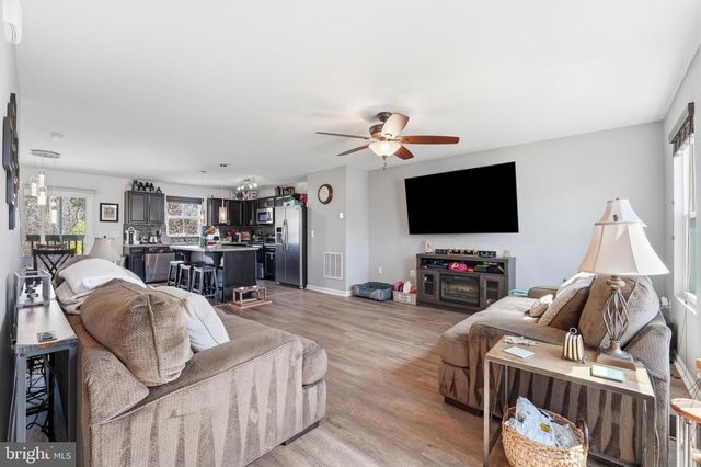 5026 GODWINS LANDING DR, Remington, VA 22734