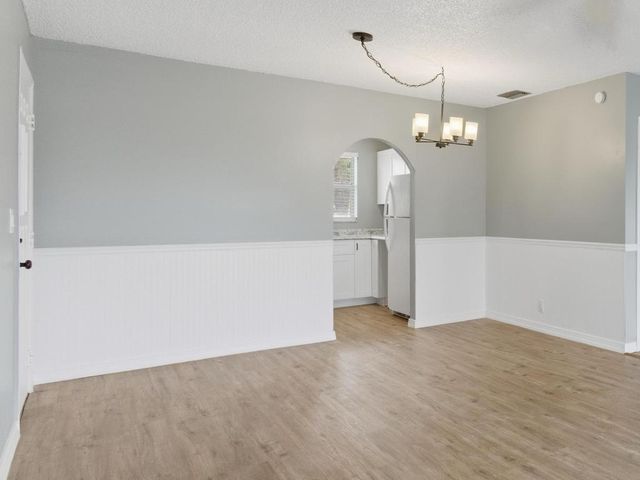 135 Lake Carol Drive E 135, West Palm Beach, FL 33411