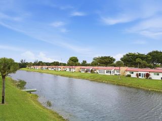 135 Lake Carol Drive E 135, West Palm Beach, FL 33411