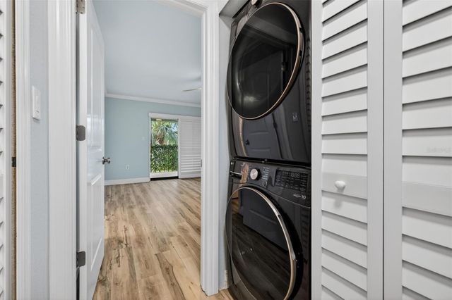 1012 HAMMOCK PINE BOULEVARD 1012, Clearwater, FL 33761