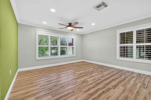 1012 HAMMOCK PINE BOULEVARD 1012, Clearwater, FL 33761