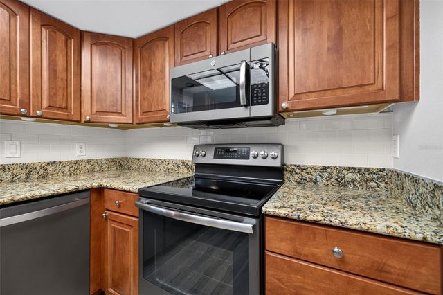 1012 HAMMOCK PINE BOULEVARD 1012, Clearwater, FL 33761