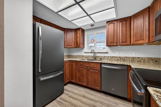 1012 HAMMOCK PINE BOULEVARD 1012, Clearwater, FL 33761