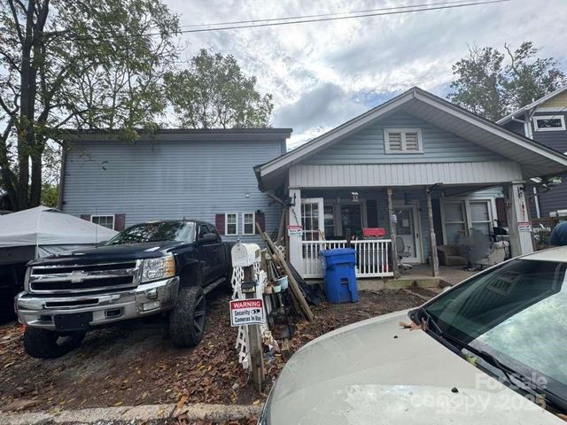 106 Riverview Drive, Asheville, NC 28806