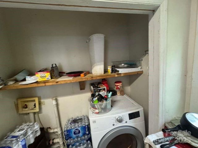 106 Riverview Drive, Asheville, NC 28806