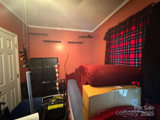 106 Riverview Drive, Asheville, NC 28806