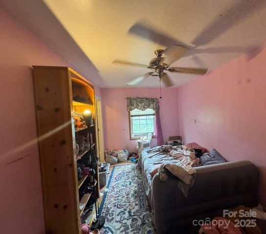 106 Riverview Drive, Asheville, NC 28806