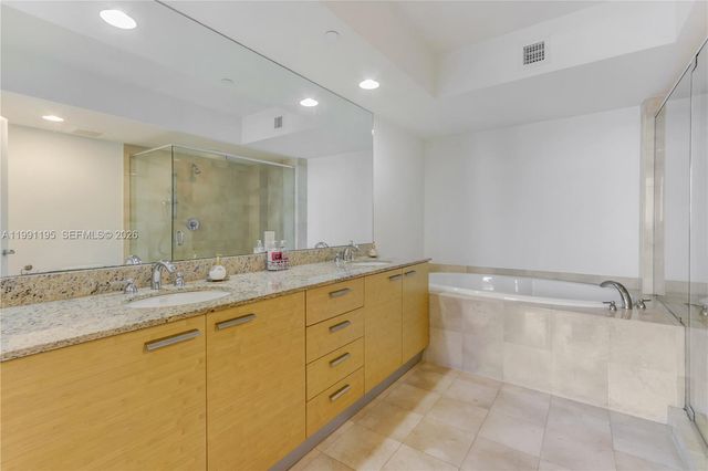 1830 S Ocean Dr 3804, Hallandale Beach, FL 33009