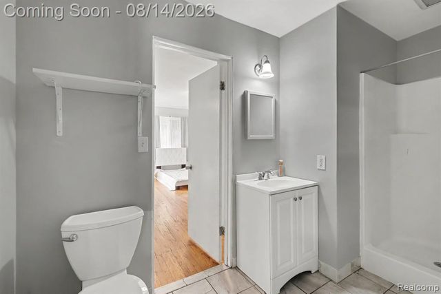 1034 Woodworth Drive, Grand Blanc, MI 48439