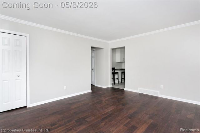 2716 Ardmore Avenue, Royal Oak, MI 48073
