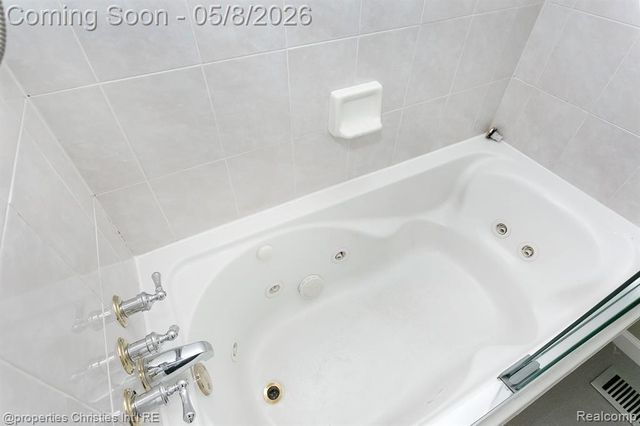 2716 Ardmore Avenue, Royal Oak, MI 48073