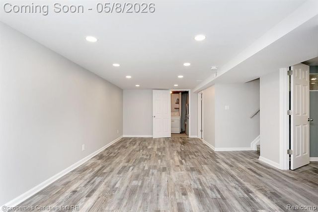 2716 Ardmore Avenue, Royal Oak, MI 48073