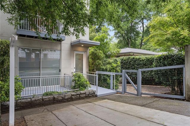 1590 Tallulah Street NW, Atlanta, GA 30318