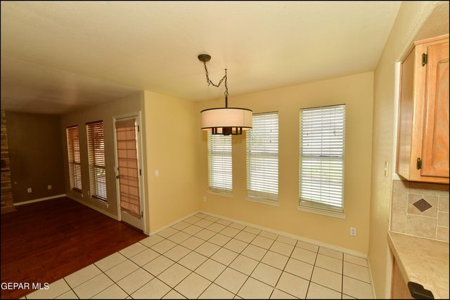 6435 LOMA DE CRISTO Drive, El Paso, TX 79912