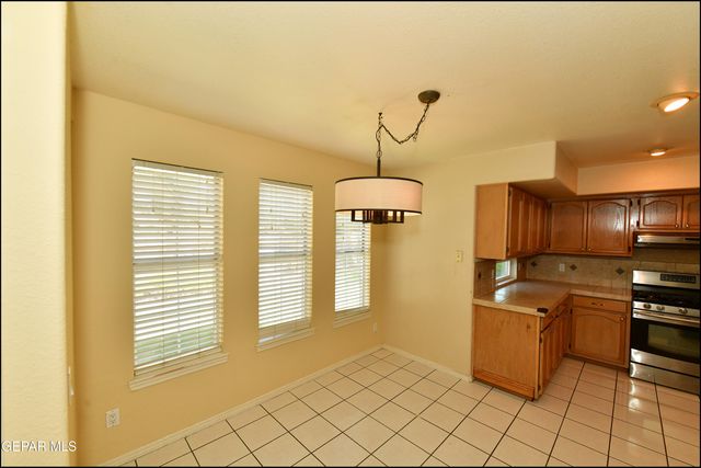 6435 LOMA DE CRISTO Drive, El Paso, TX 79912