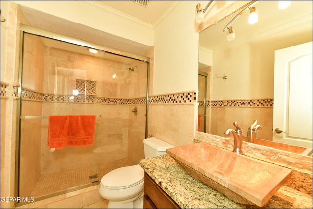 6435 LOMA DE CRISTO Drive, El Paso, TX 79912