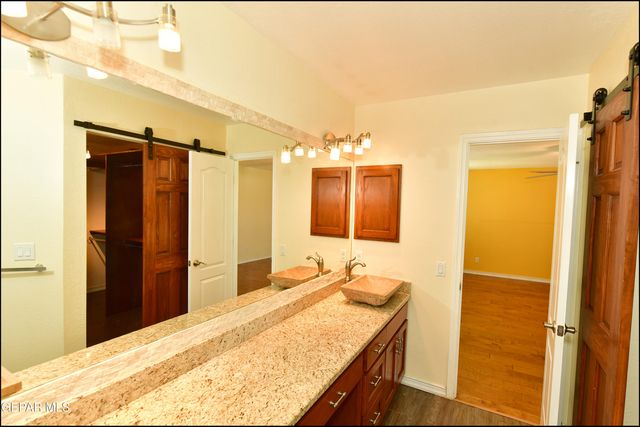 6435 LOMA DE CRISTO Drive, El Paso, TX 79912