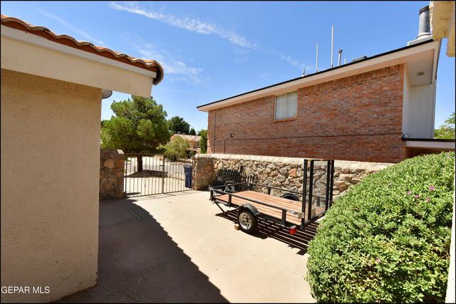 6435 LOMA DE CRISTO Drive, El Paso, TX 79912