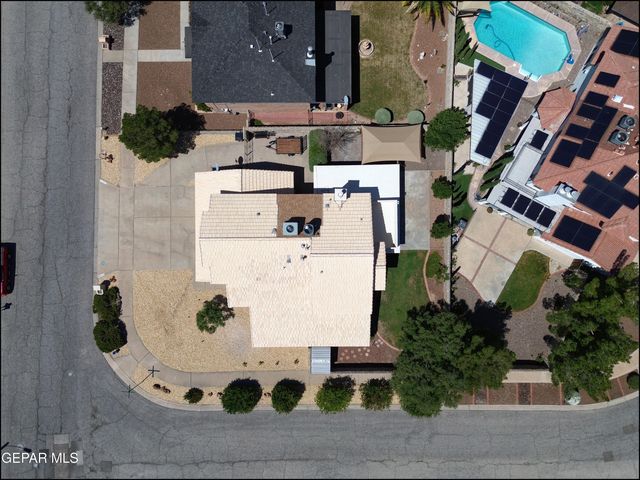 6435 LOMA DE CRISTO Drive, El Paso, TX 79912