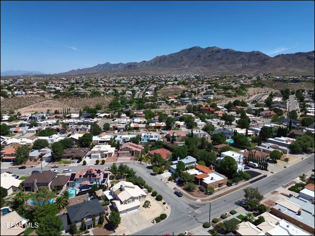 6435 LOMA DE CRISTO Drive, El Paso, TX 79912