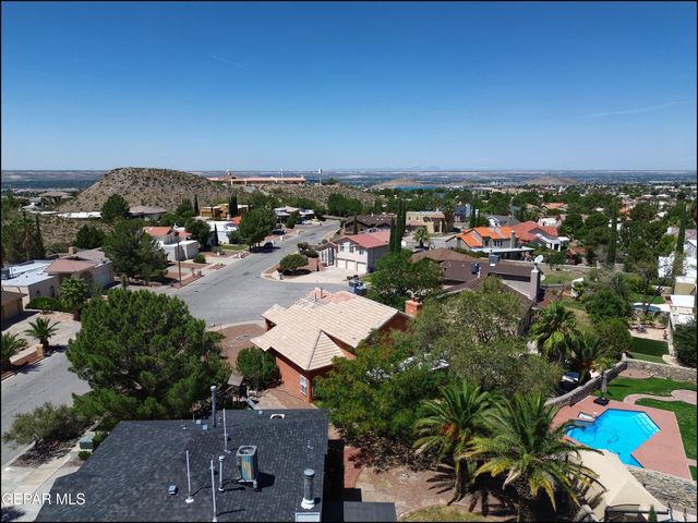 6435 LOMA DE CRISTO Drive, El Paso, TX 79912