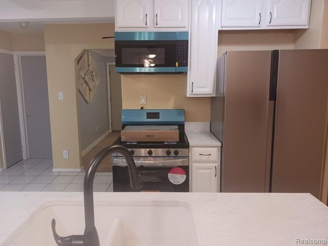 19167 ASBURY Park, Detroit, MI 48235