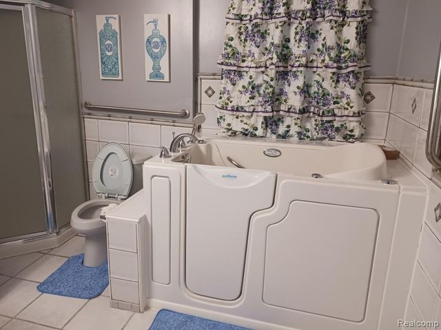 19167 ASBURY Park, Detroit, MI 48235