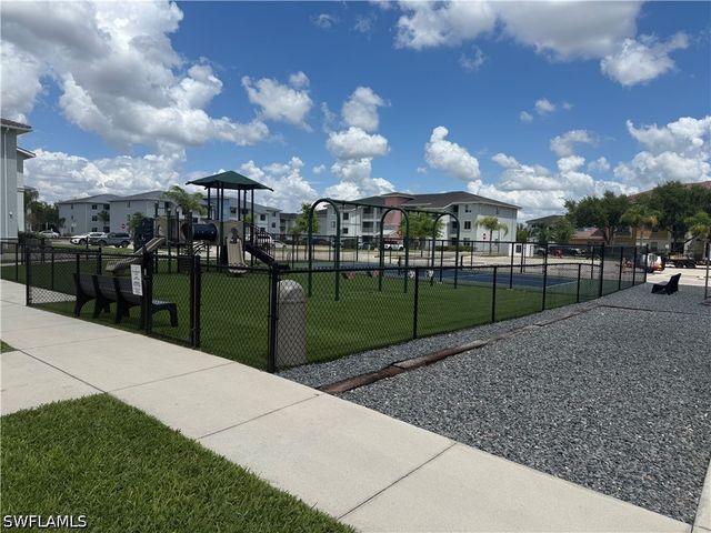 3939 Pomodoro CIR 102, Cape Coral, FL 33909