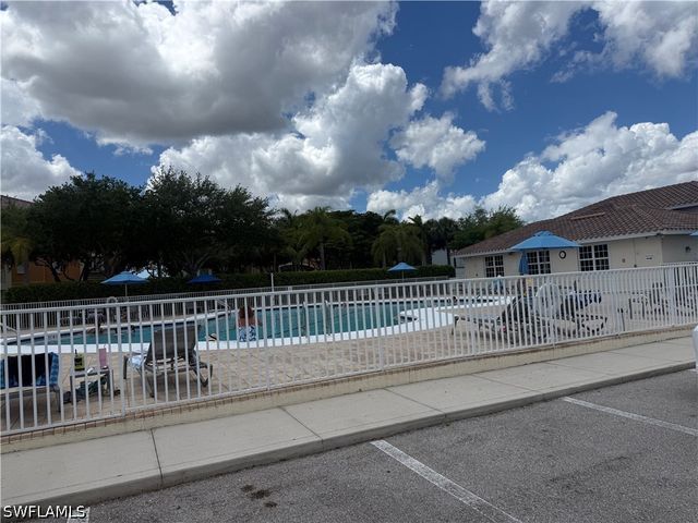 3939 Pomodoro CIR 102, Cape Coral, FL 33909