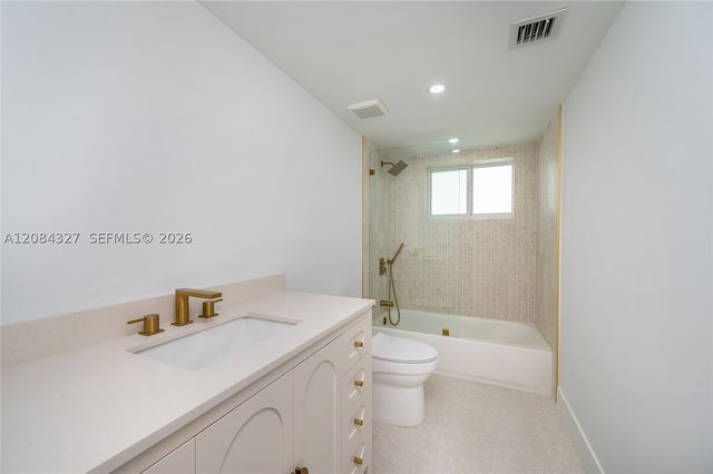 9361 SW 27th St, Miami, FL 33165