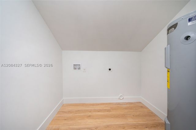 9361 SW 27th St, Miami, FL 33165