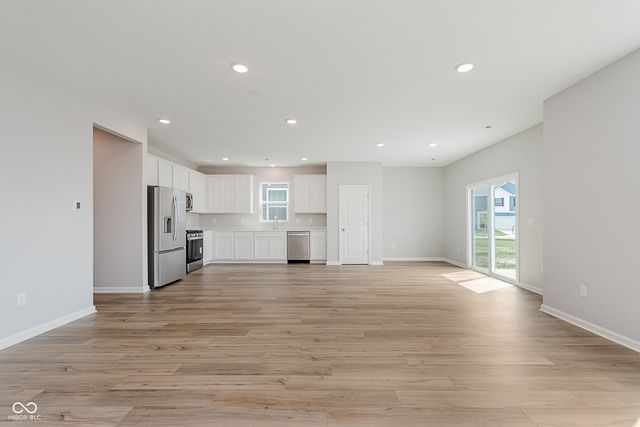 3854 Riverstone Drive, Whitestown, IN 46075