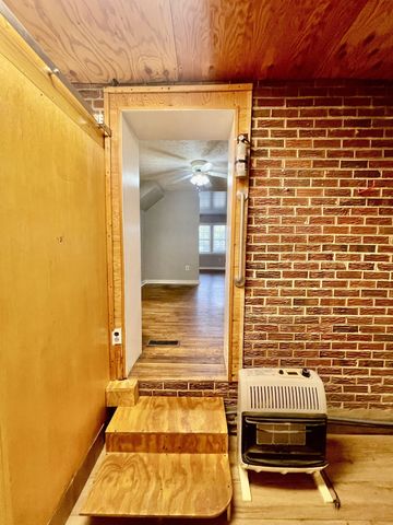 209 Frank St, Lawrenceburg, TN 38464