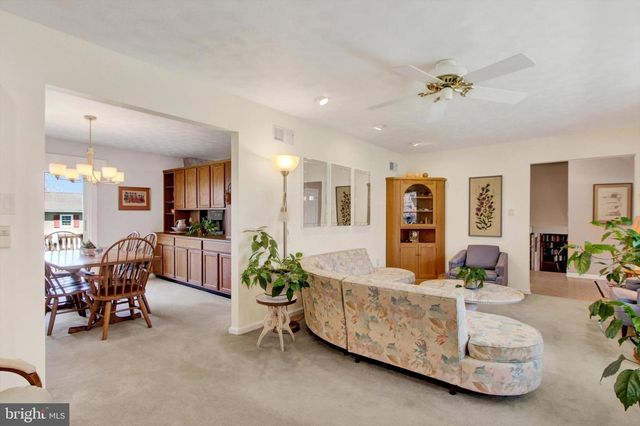 801 SUNSET AVE, Gettysburg, PA 17325