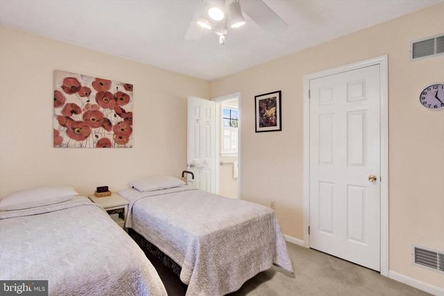 801 SUNSET AVE, Gettysburg, PA 17325