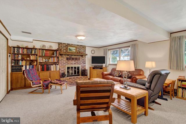 801 SUNSET AVE, Gettysburg, PA 17325