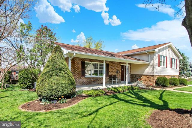 801 SUNSET AVE, Gettysburg, PA 17325