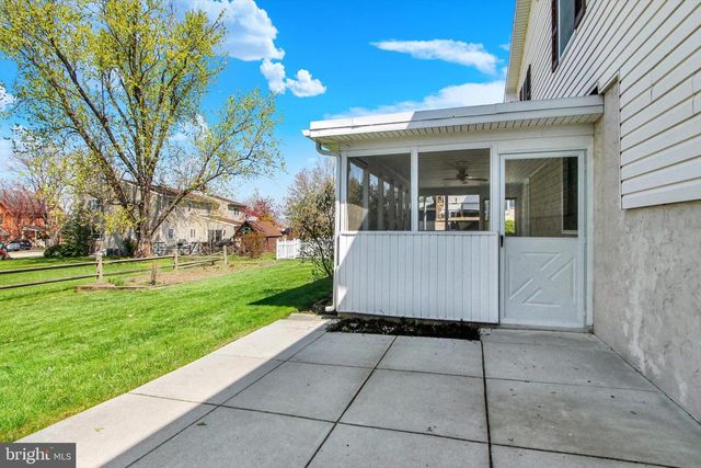801 SUNSET AVE, Gettysburg, PA 17325