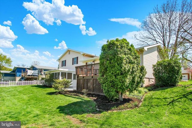 801 SUNSET AVE, Gettysburg, PA 17325