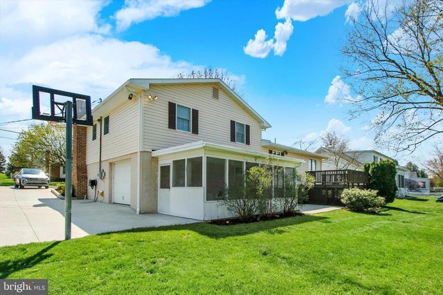 801 SUNSET AVE, Gettysburg, PA 17325